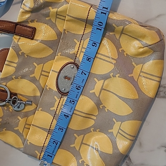 Fossil Key-Per Yellow Tan Ladybugs Coated Canvas Leather Top Handles Crossbody - Picture 14 of 15